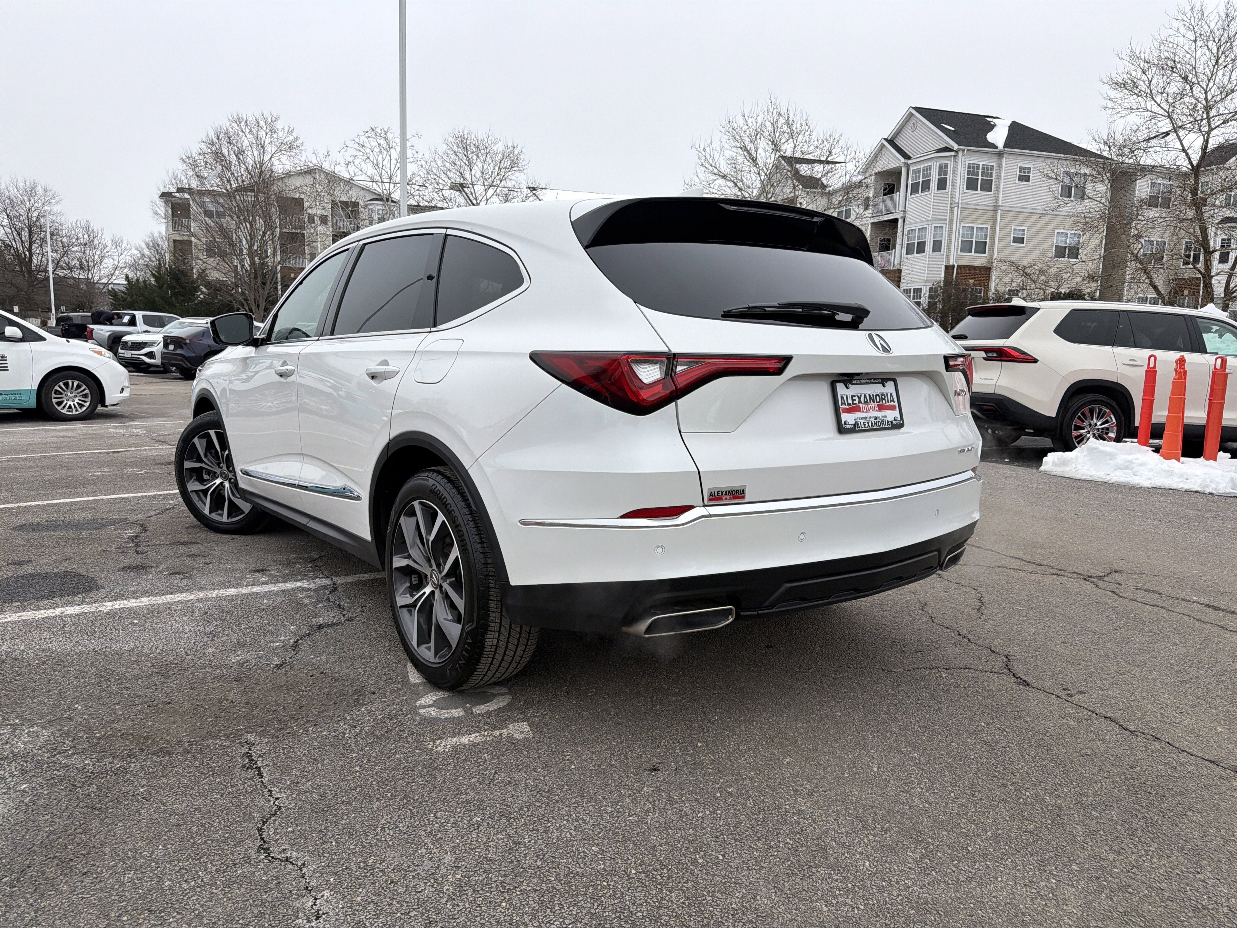 2023 Acura MDX w/Technology Package