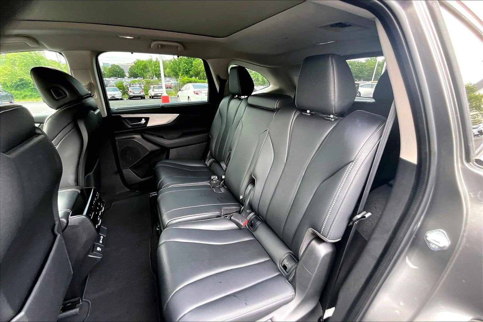 2023 Acura MDX w/Technology Package