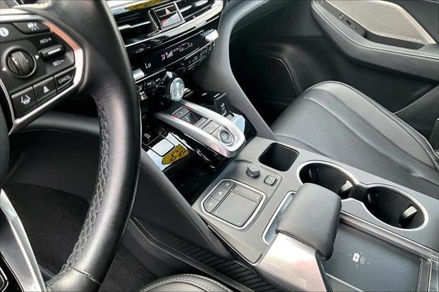 2023 Acura MDX w/Technology Package