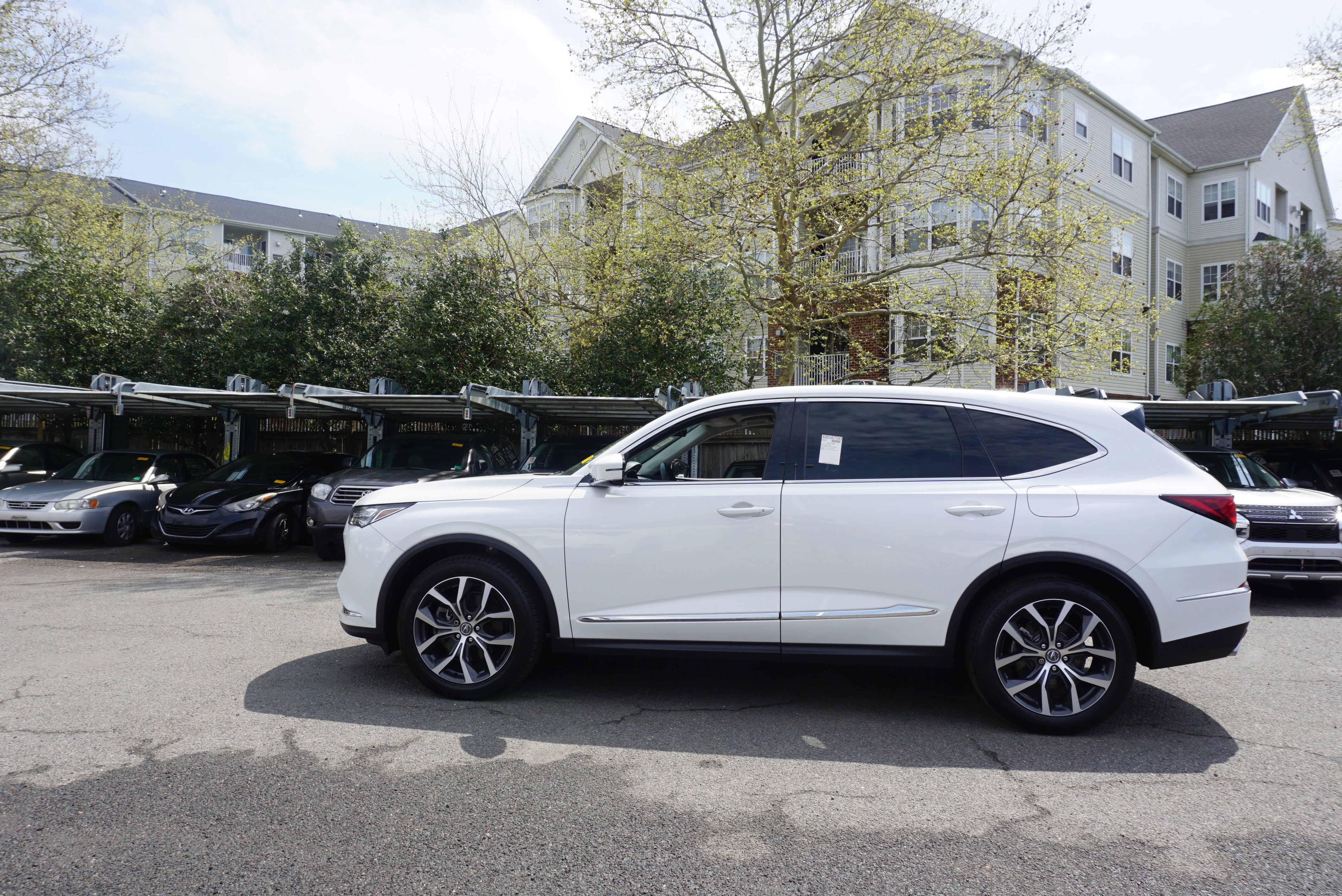 2023 Acura MDX w/Technology Package