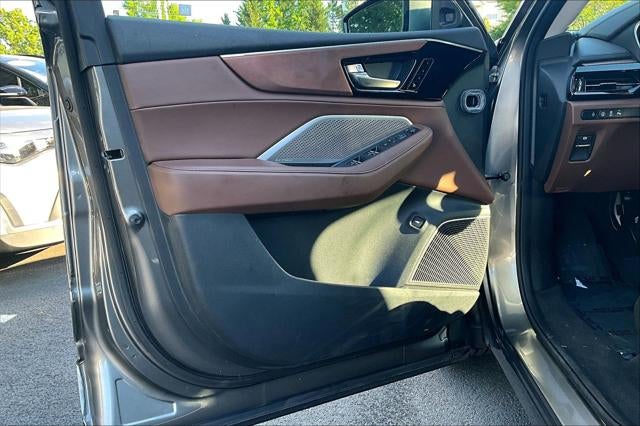 2023 Acura MDX w/Technology Package