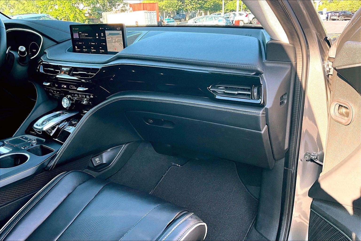 2023 Acura MDX w/Advance Package
