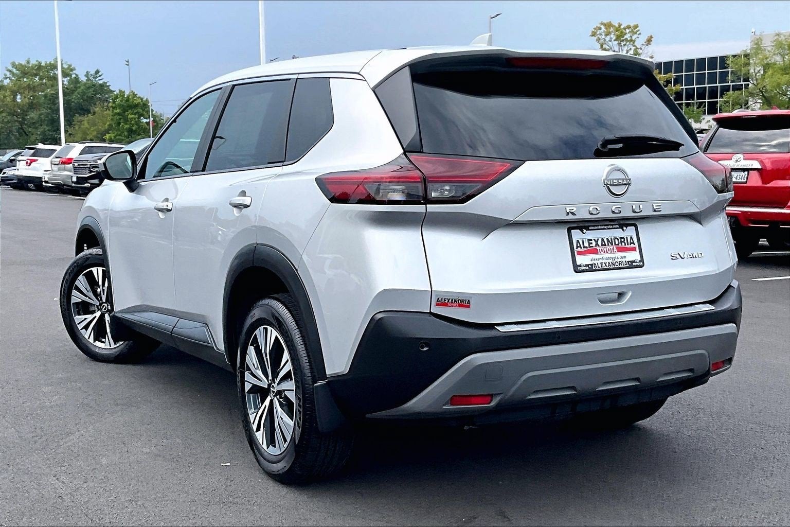 2023 Nissan Rogue SV