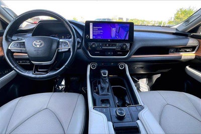 2024 Toyota Grand Highlander Platinum