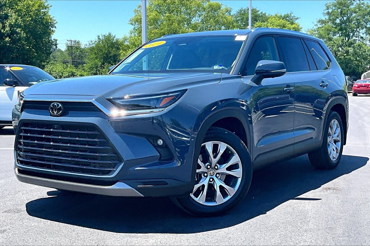 2024 Toyota Grand Highlander Base