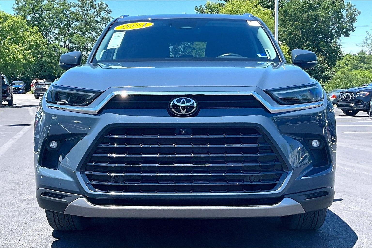 2024 Toyota Grand Highlander Base
