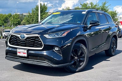 2023 Toyota Highlander Hybrid Bronze Edition
