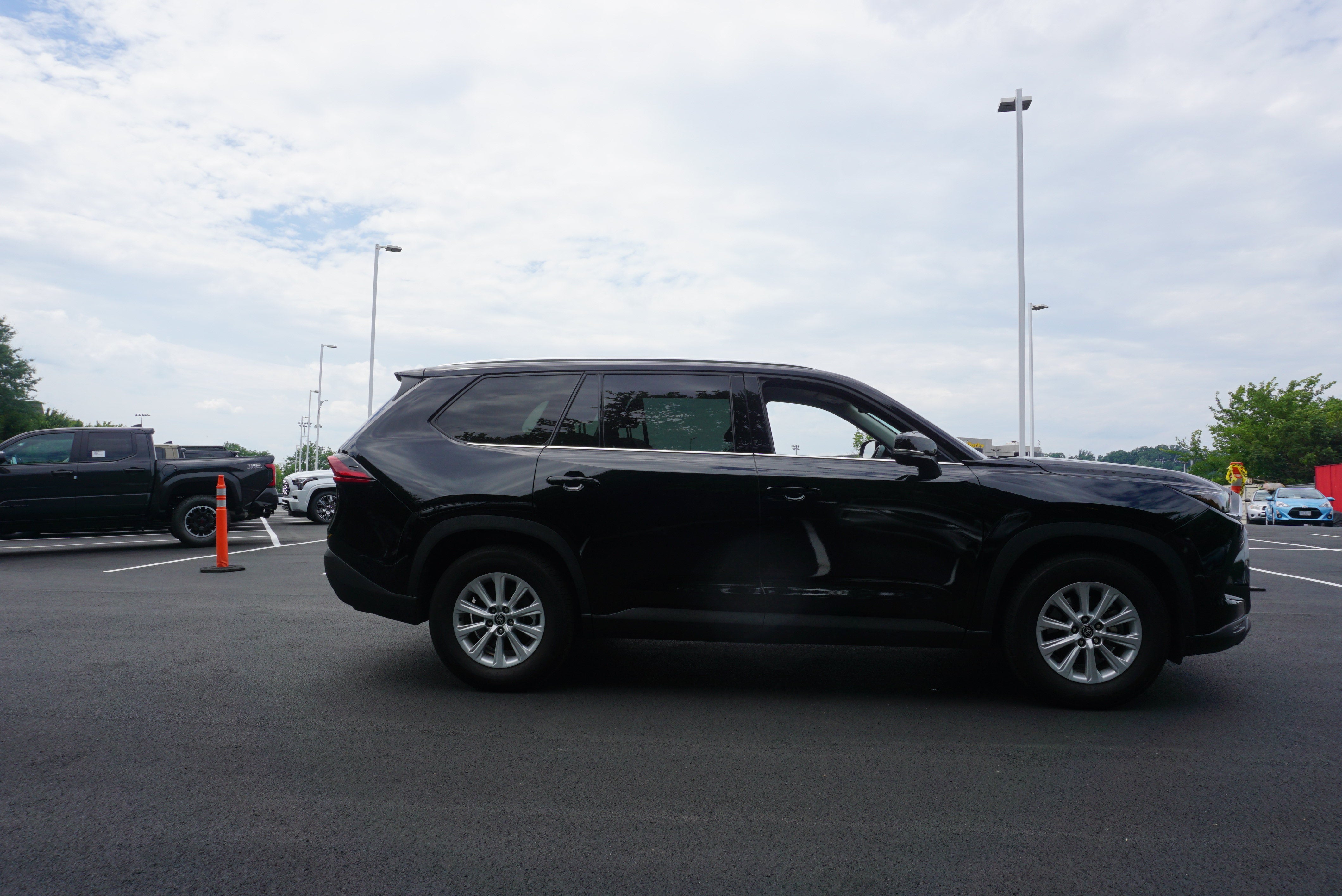 2025 Toyota Grand Highlander Hybrid XLE