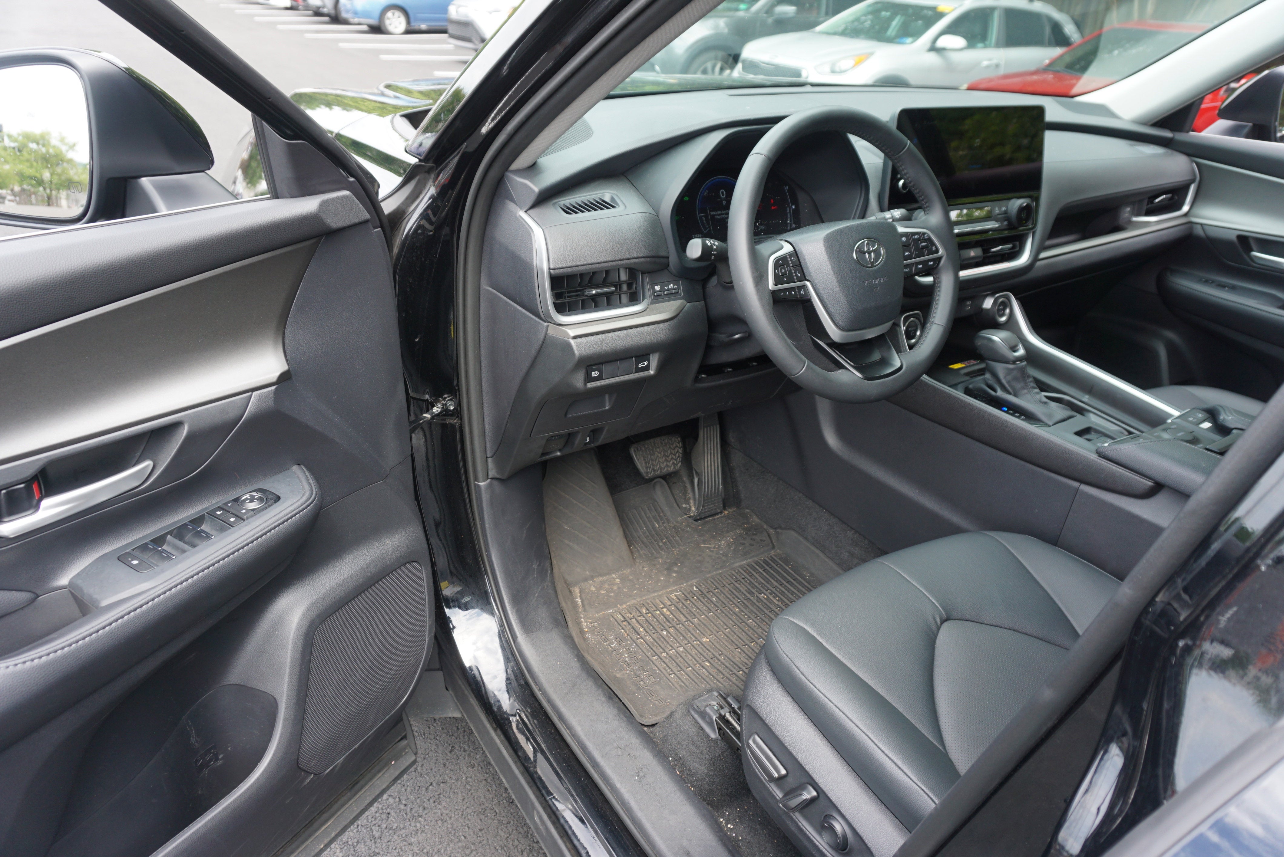 2025 Toyota Grand Highlander Hybrid XLE