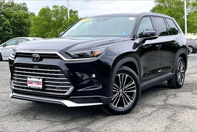 2025 Toyota Grand Highlander Hybrid MAX Platinum
