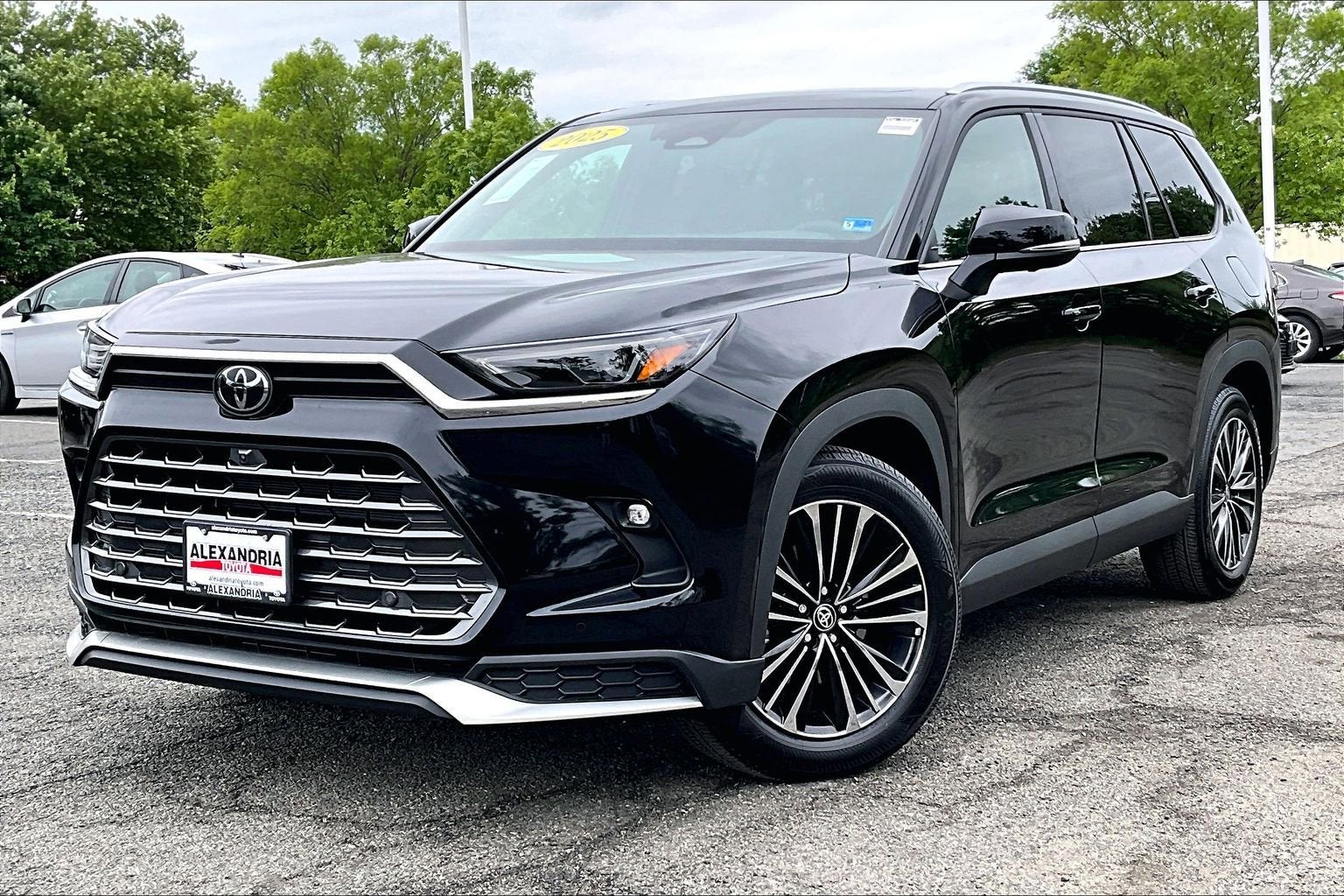 2025 Toyota Grand Highlander Hybrid MAX Platinum