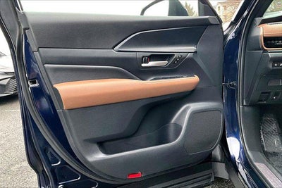 2024 Toyota Grand Highlander Hybrid MAX Platinum