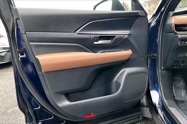 2024 Toyota Grand Highlander Hybrid MAX Platinum