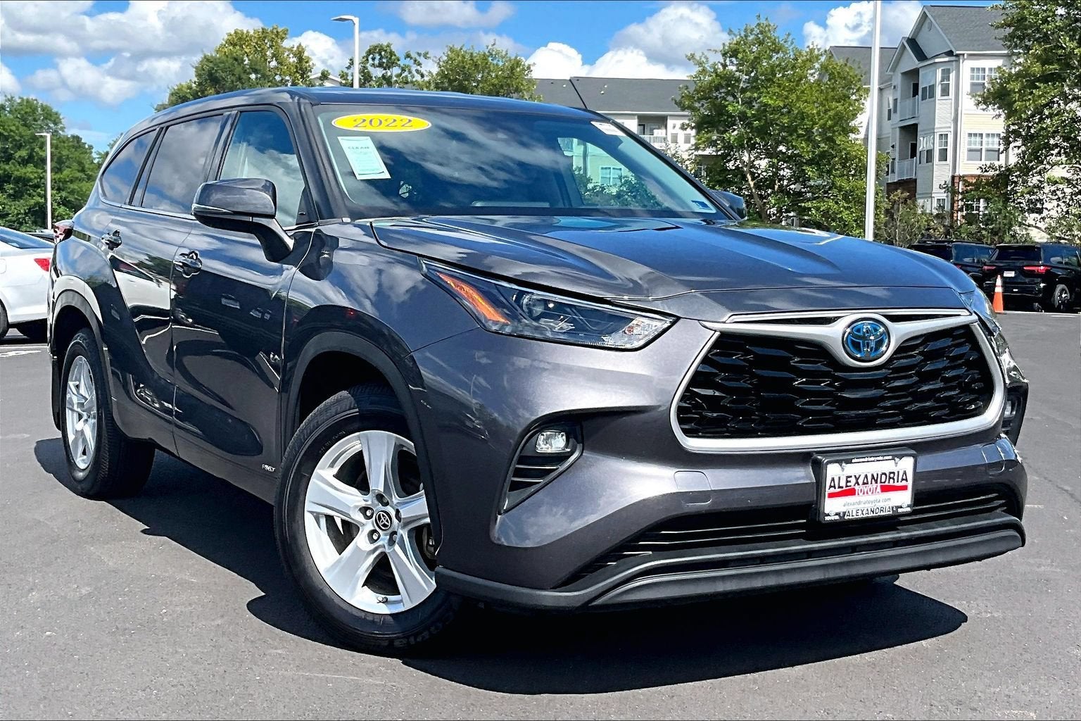 2022 Toyota Highlander Hybrid LE