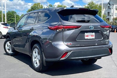 2022 Toyota Highlander Hybrid LE