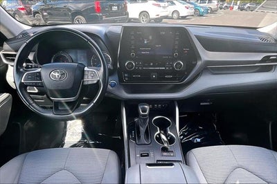 2022 Toyota Highlander Hybrid LE
