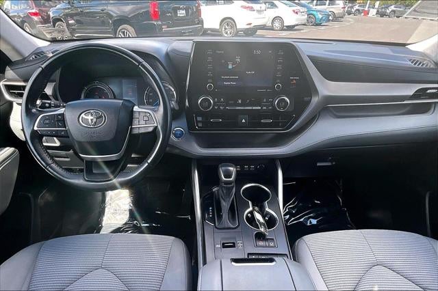 2022 Toyota Highlander Hybrid LE