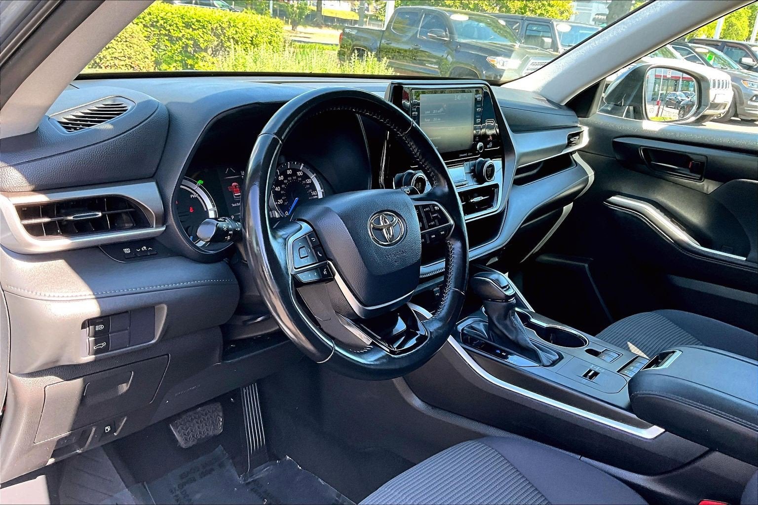 2021 Toyota Highlander Hybrid LE
