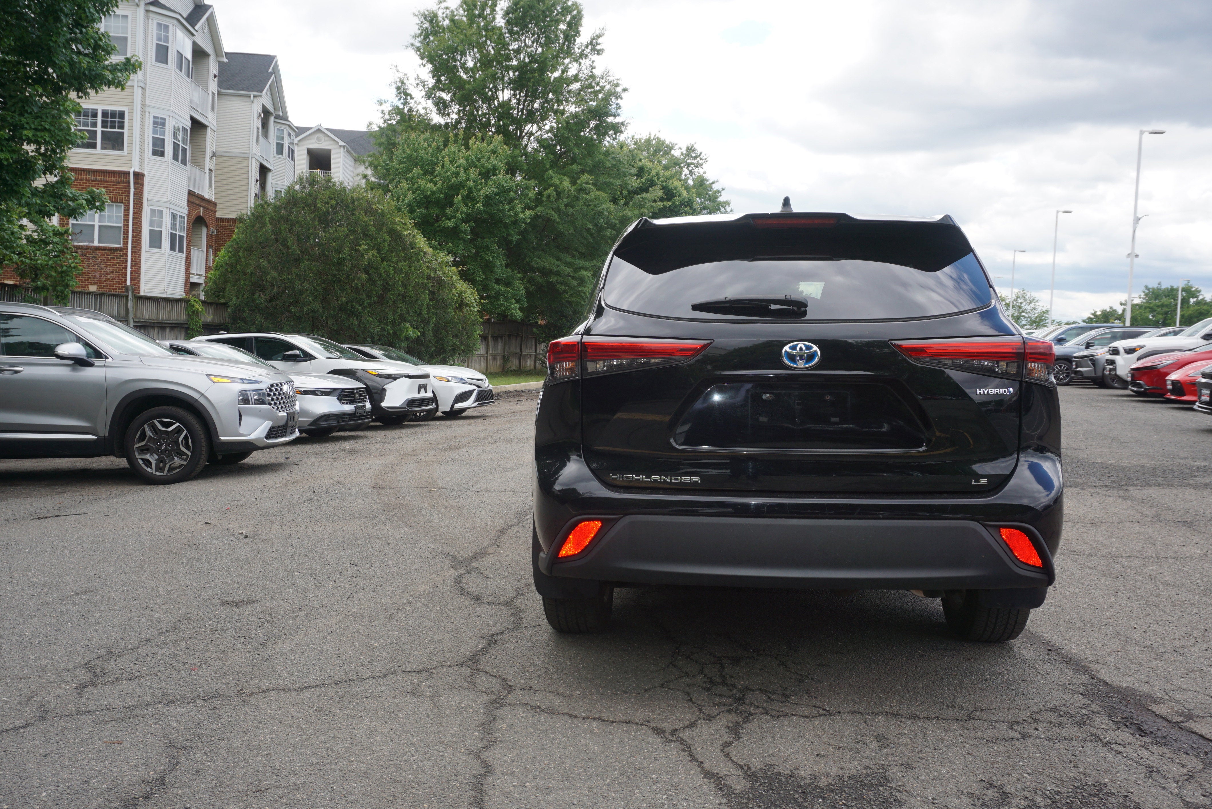 2023 Toyota Highlander Hybrid LE