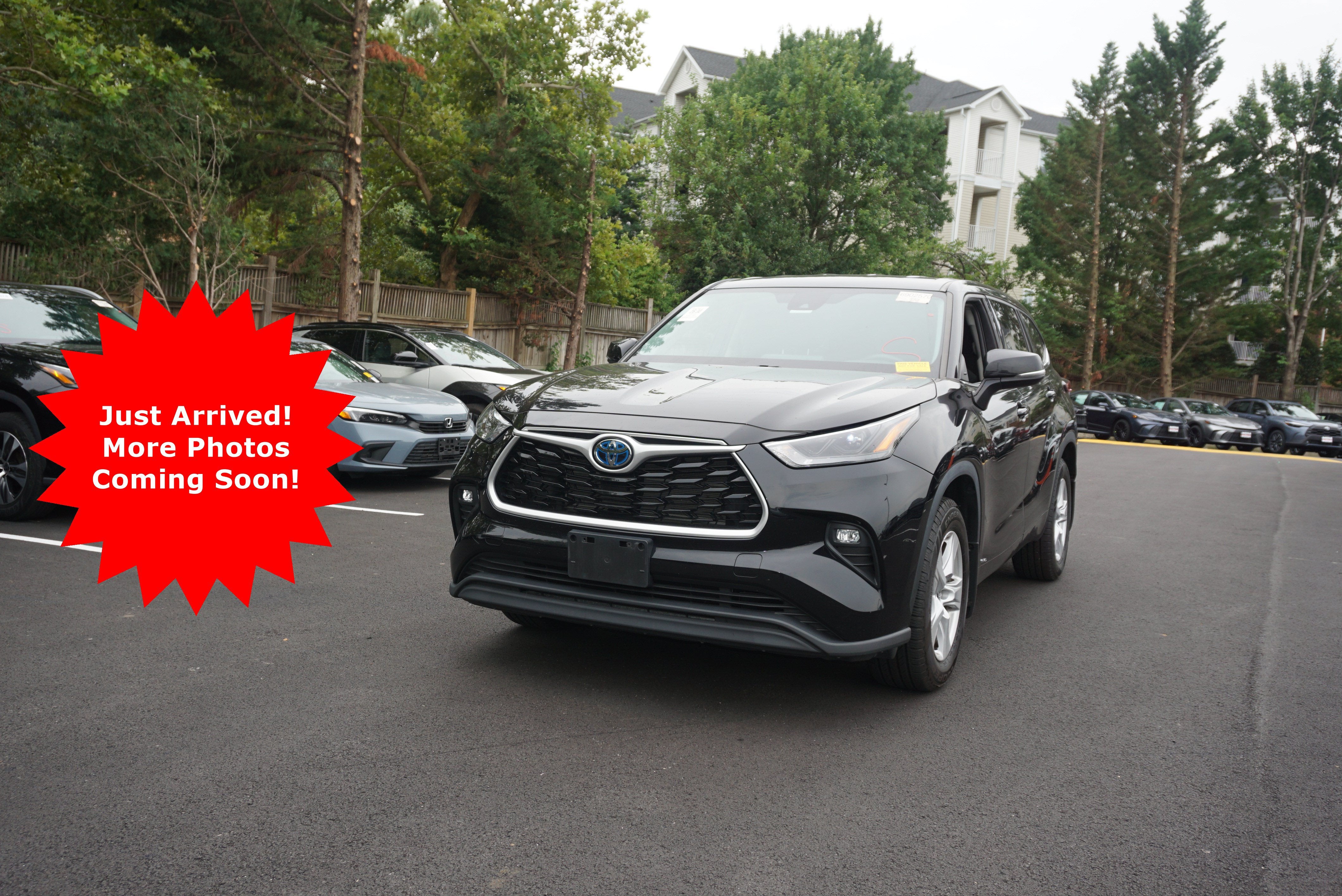 2022 Toyota Highlander Hybrid LE