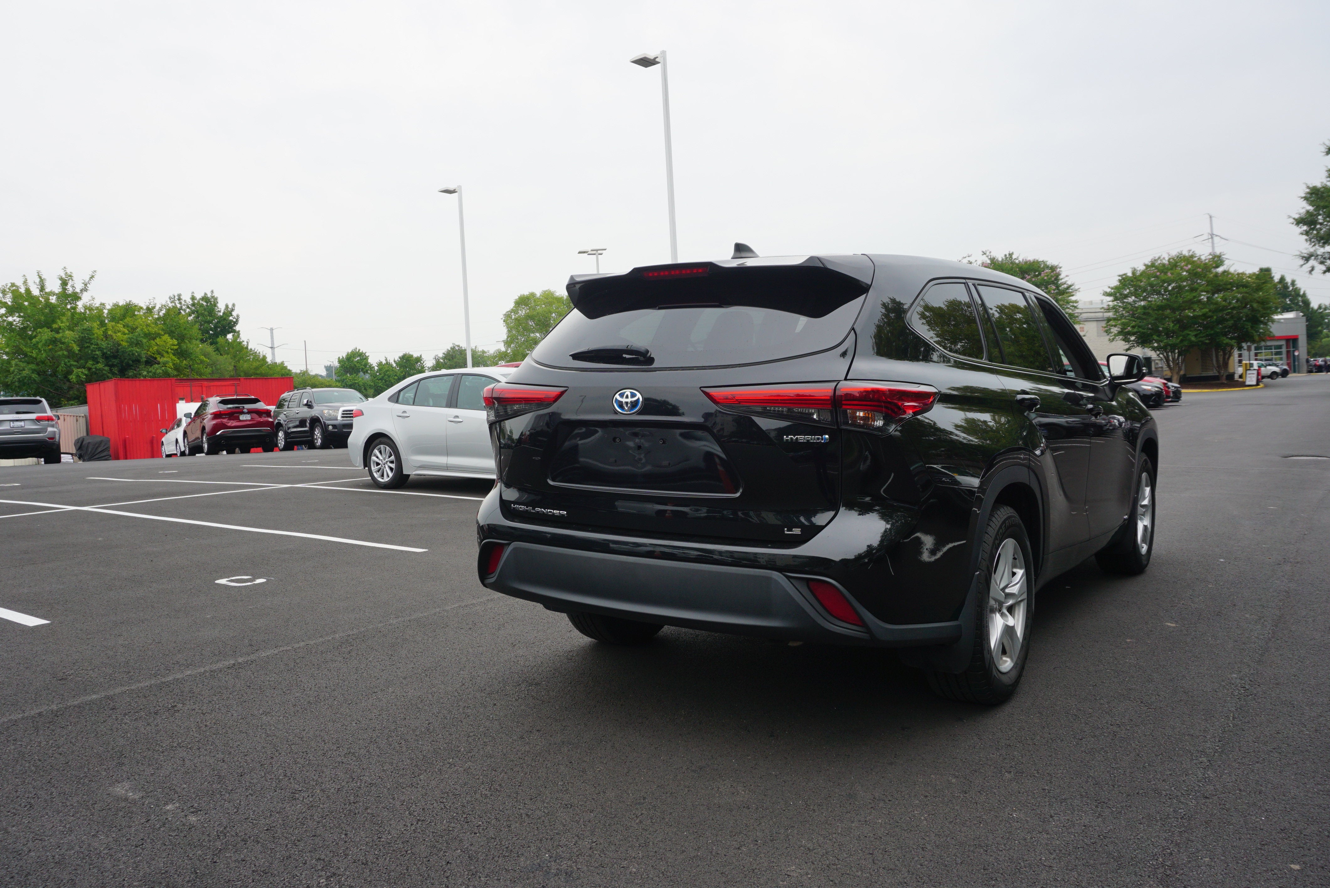 2022 Toyota Highlander Hybrid LE