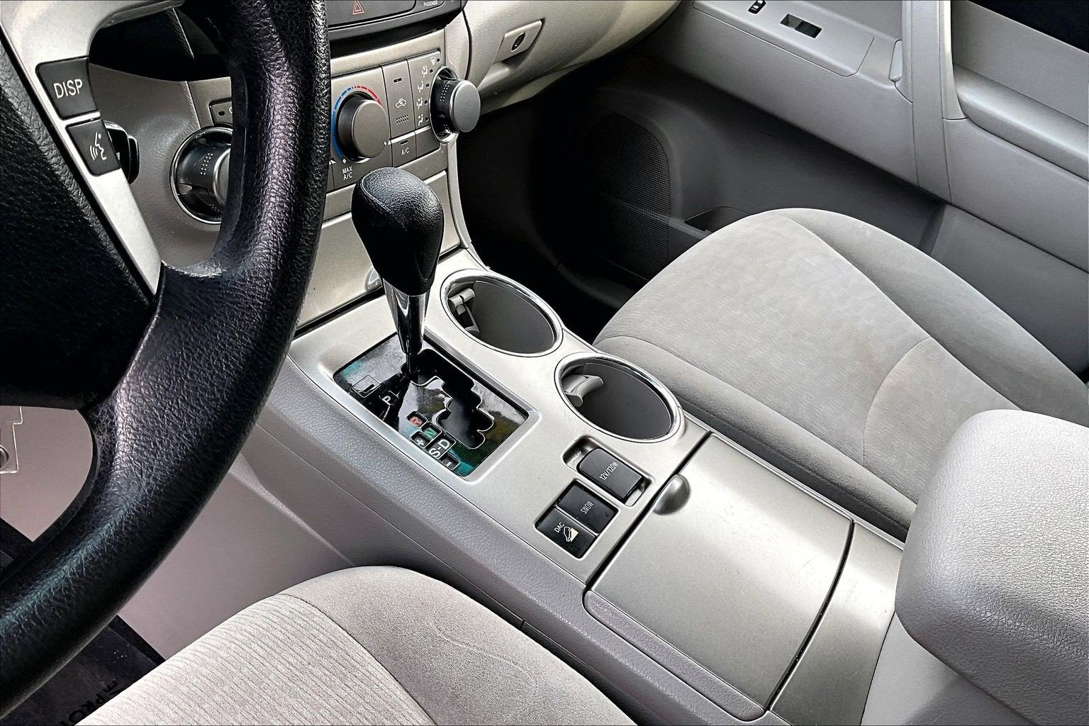 2012 Toyota Highlander 4WD 4dr V6 (Natl)