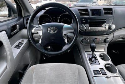 2012 Toyota Highlander 4WD 4dr V6 (Natl)