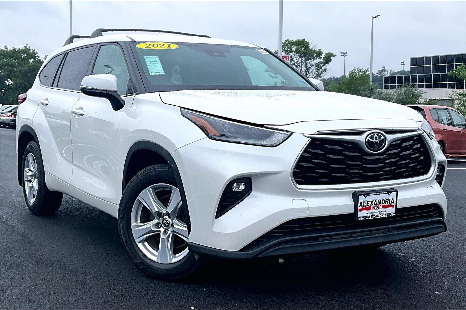 2021 Toyota Highlander LE