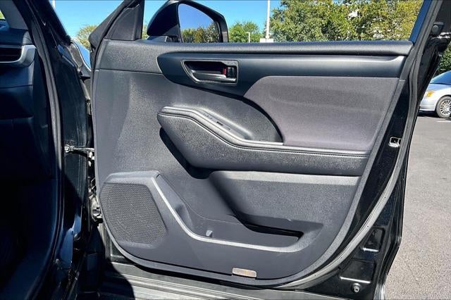 2021 Toyota Highlander L
