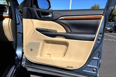 2018 Toyota Highlander Hybrid Limited Platinum