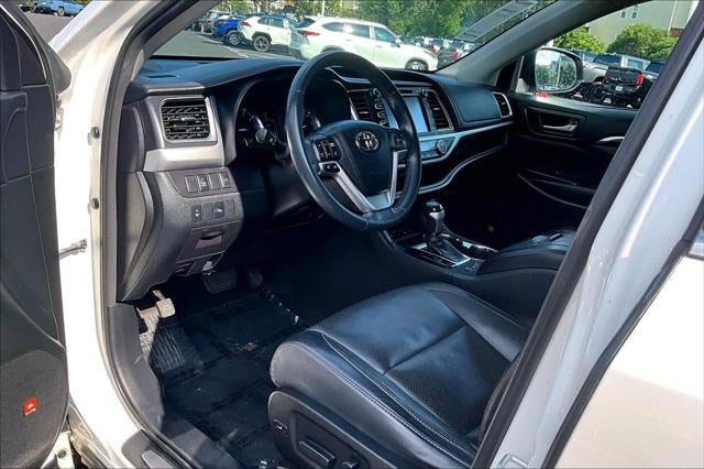 2016 Toyota Highlander Limited