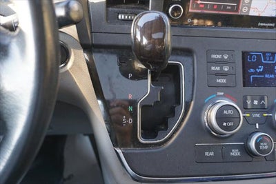 2019 Toyota Sienna XLE
