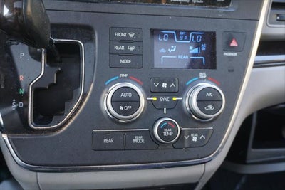 2019 Toyota Sienna XLE
