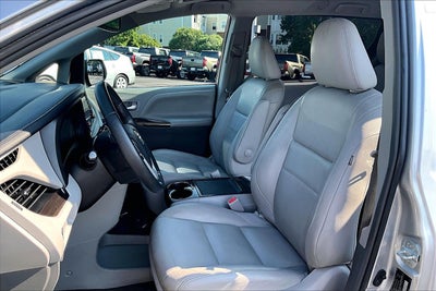 2018 Toyota Sienna XLE