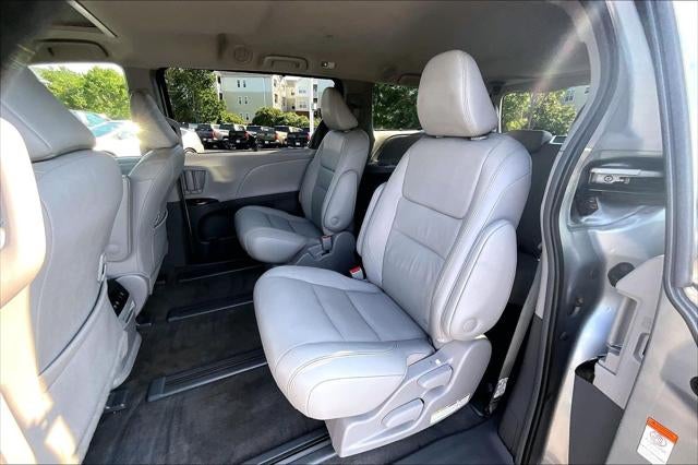 2018 Toyota Sienna XLE