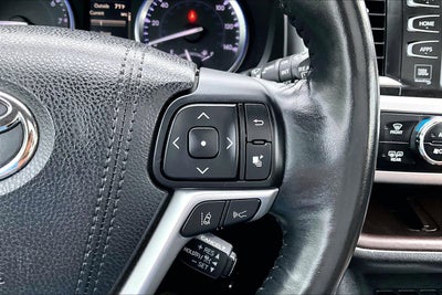 2018 Toyota Highlander Limited Platinum