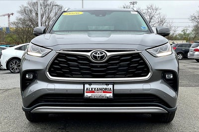 2026 Toyota Highlander Hybrid Platinum