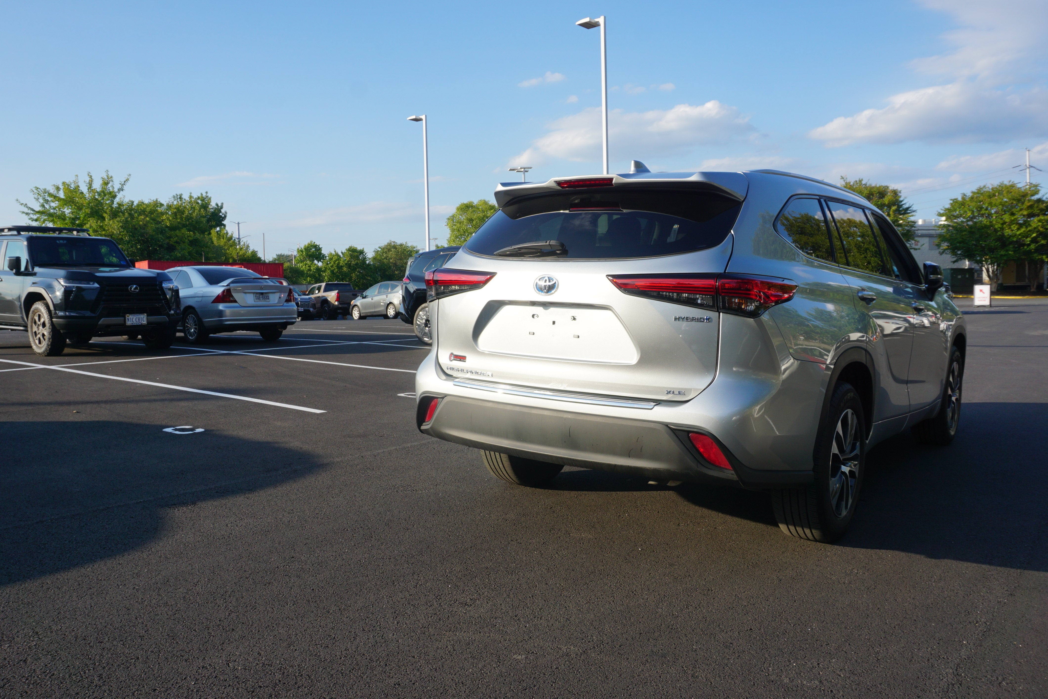 2022 Toyota Highlander Hybrid XLE
