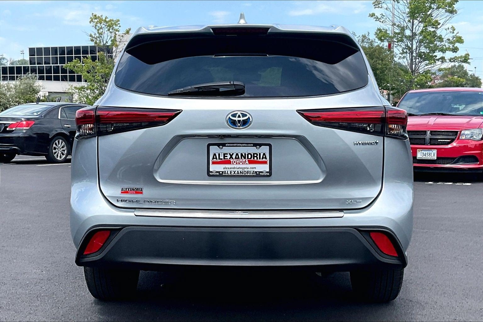 2022 Toyota Highlander Hybrid XLE