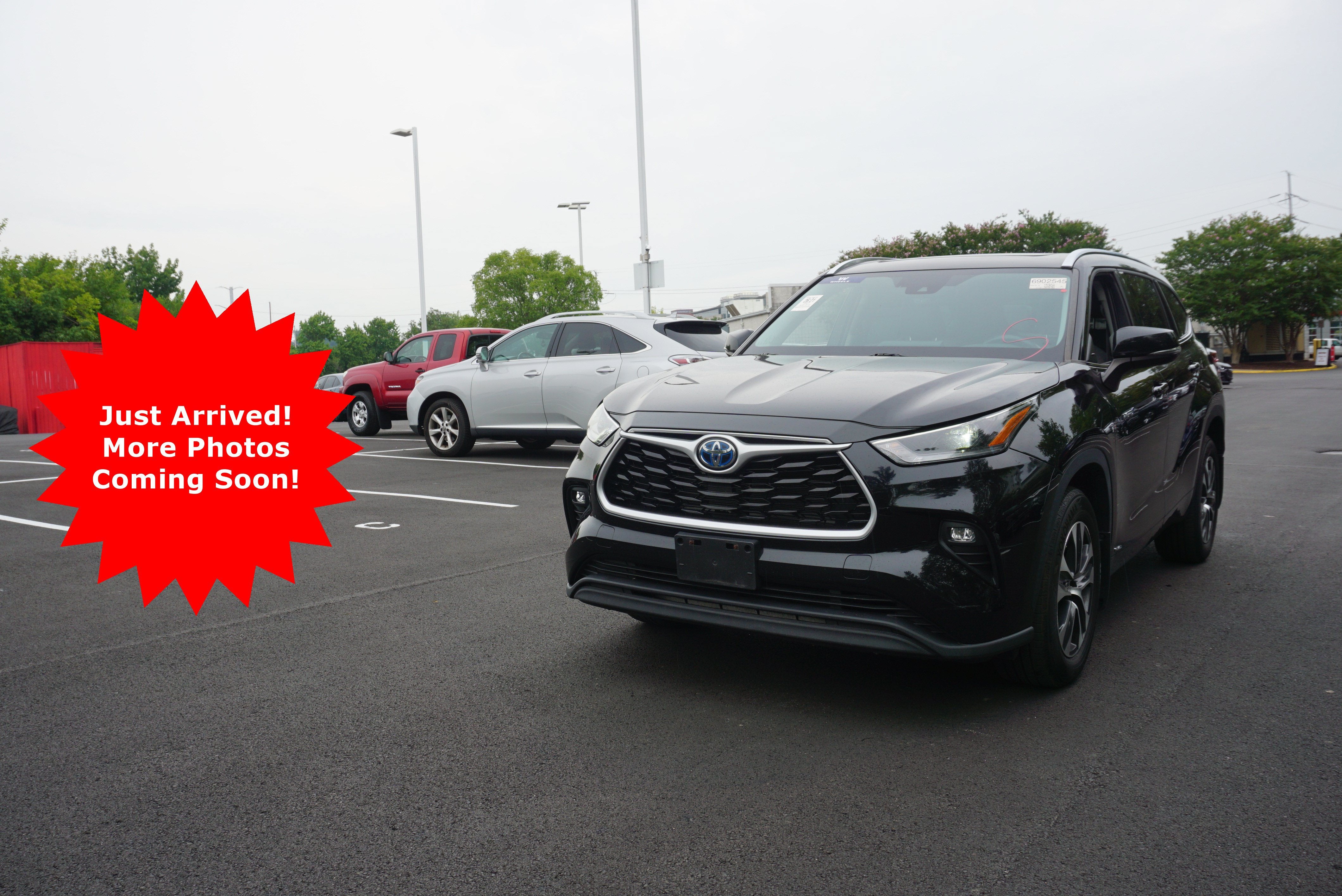 2021 Toyota Highlander Hybrid XLE