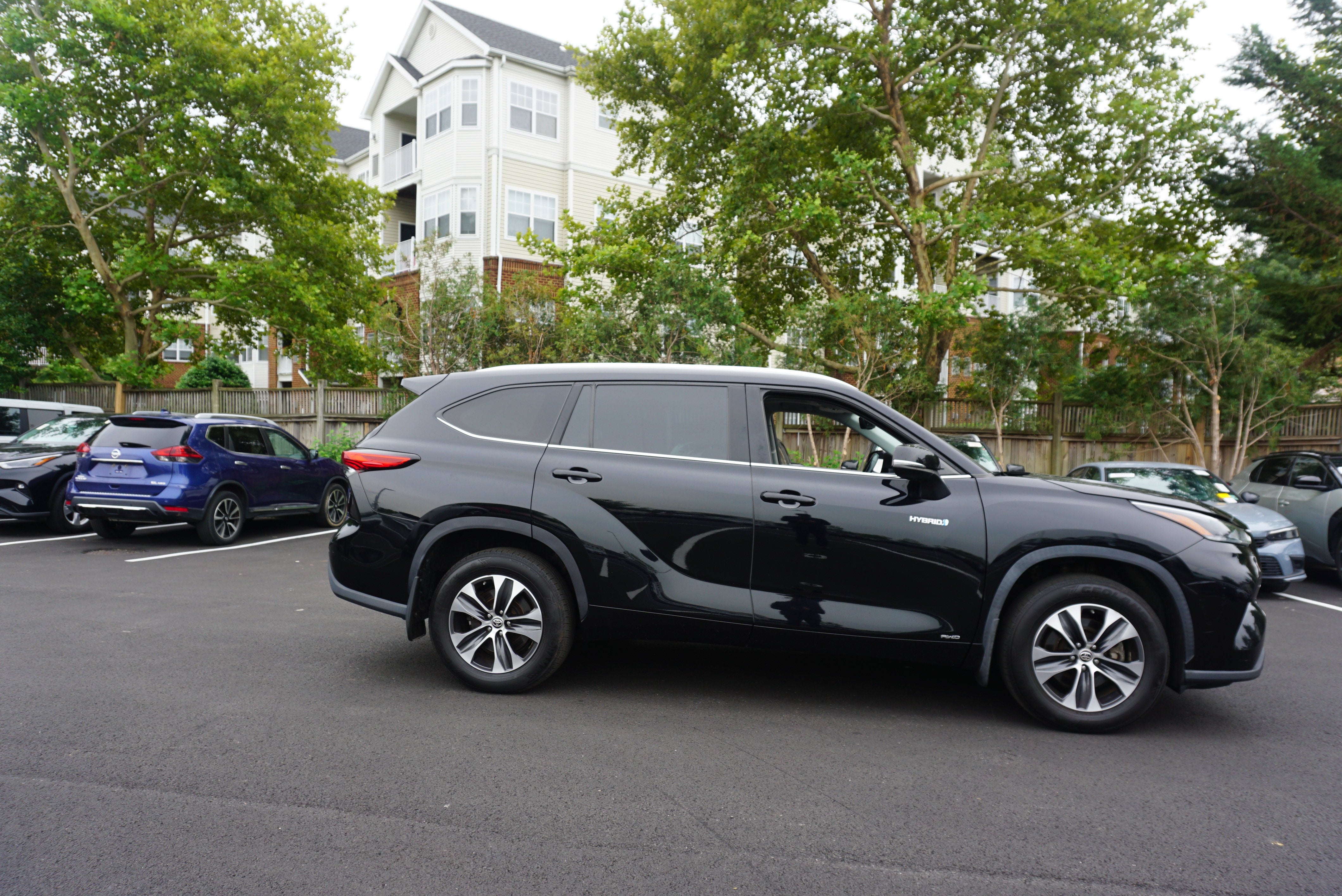 2021 Toyota Highlander Hybrid XLE