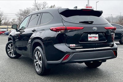 2021 Toyota Highlander Hybrid XLE