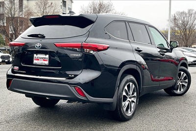 2021 Toyota Highlander Hybrid XLE