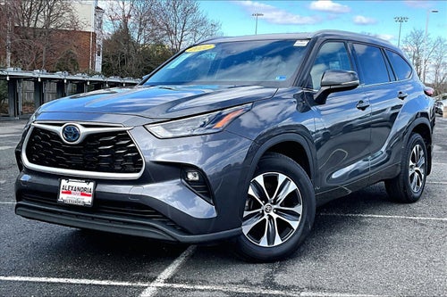 2022 Toyota Highlander Hybrid XLE