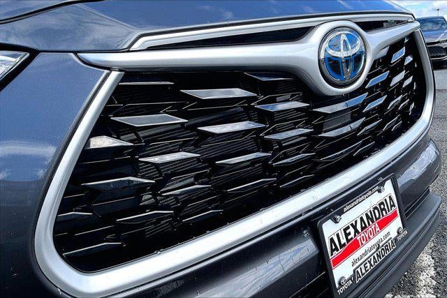 2022 Toyota Highlander Hybrid XLE