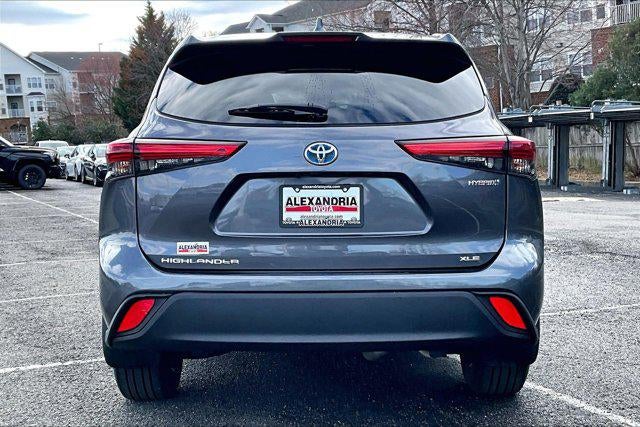 2022 Toyota Highlander Hybrid XLE