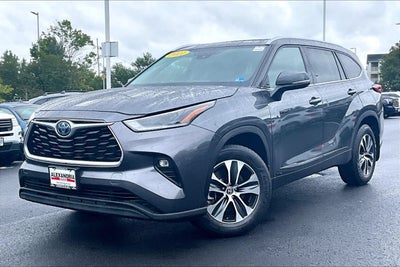 2021 Toyota Highlander Hybrid XLE