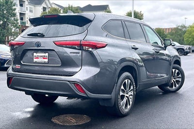 2021 Toyota Highlander Hybrid XLE