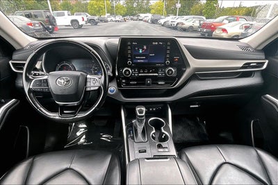 2021 Toyota Highlander Hybrid XLE
