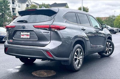 2021 Toyota Highlander Hybrid XLE